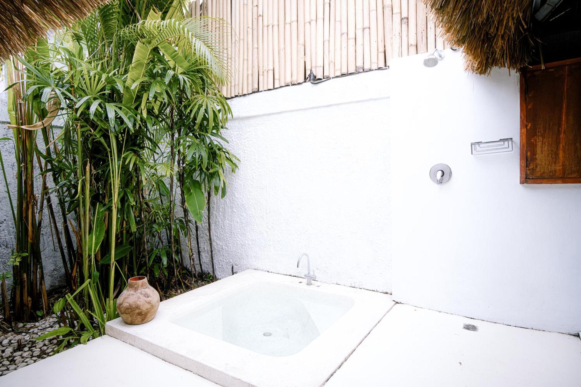 Liv Canggu - An Urban Sanctuary Eksteriør bilde